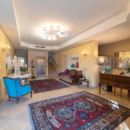 Albergo Minuetto Adria Zewnętrze zdjęcie