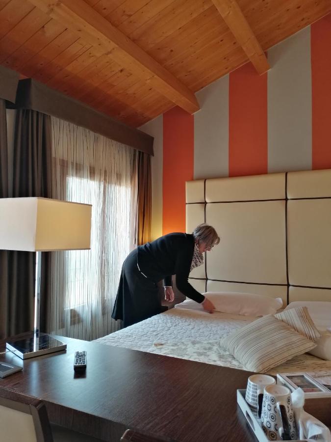 Albergo Minuetto Adria Zewnętrze zdjęcie