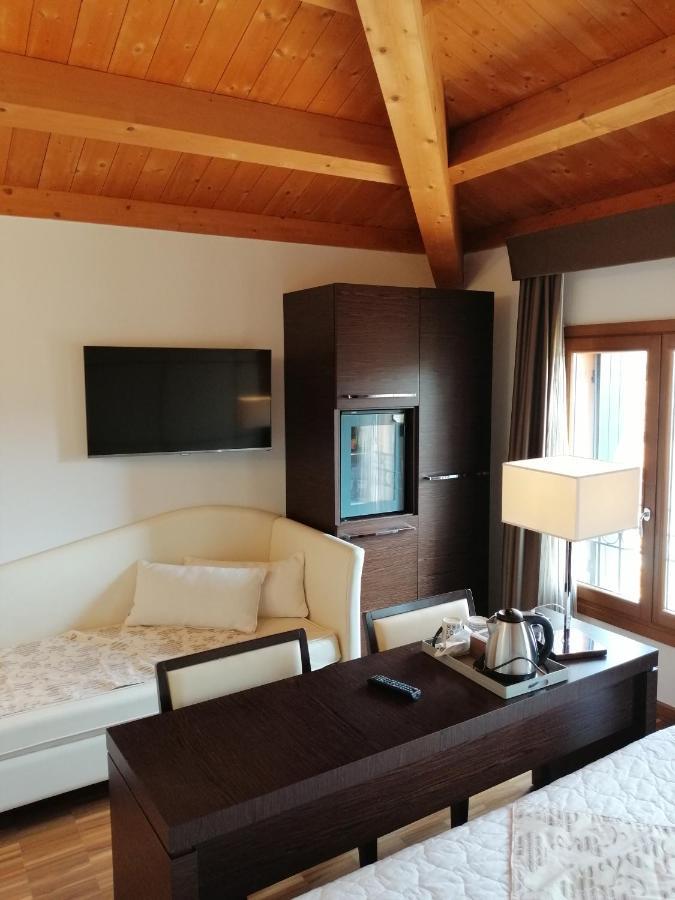 Albergo Minuetto Adria Zewnętrze zdjęcie