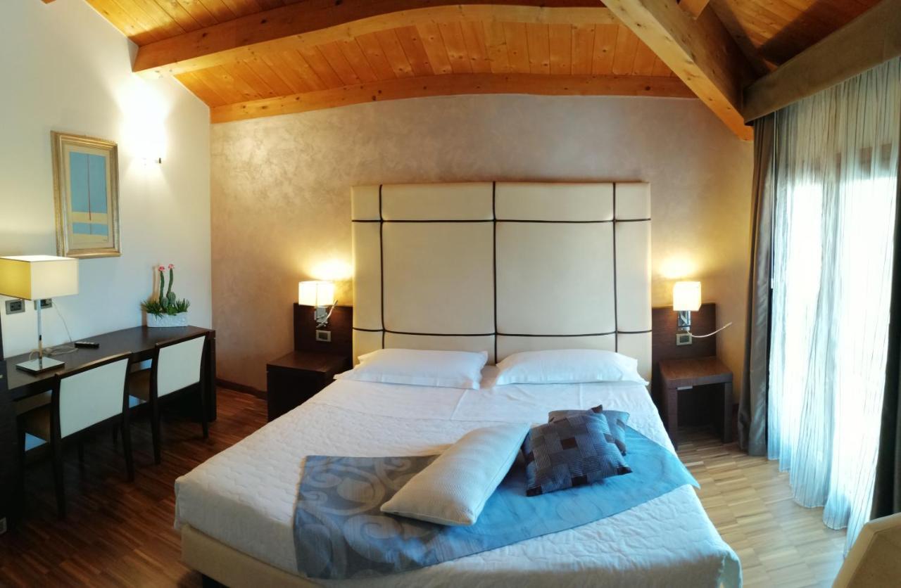 Albergo Minuetto Adria Zewnętrze zdjęcie